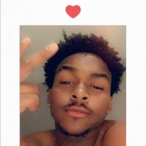 Meet your Posher, Devin c